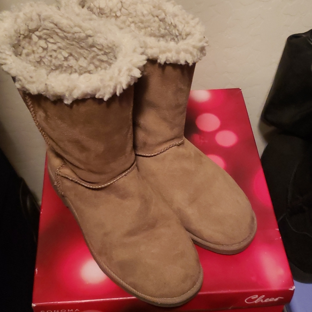 Tan Boots